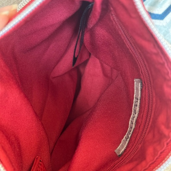 Kenneth Cole reaction file crossbody - Picture 7 of 13